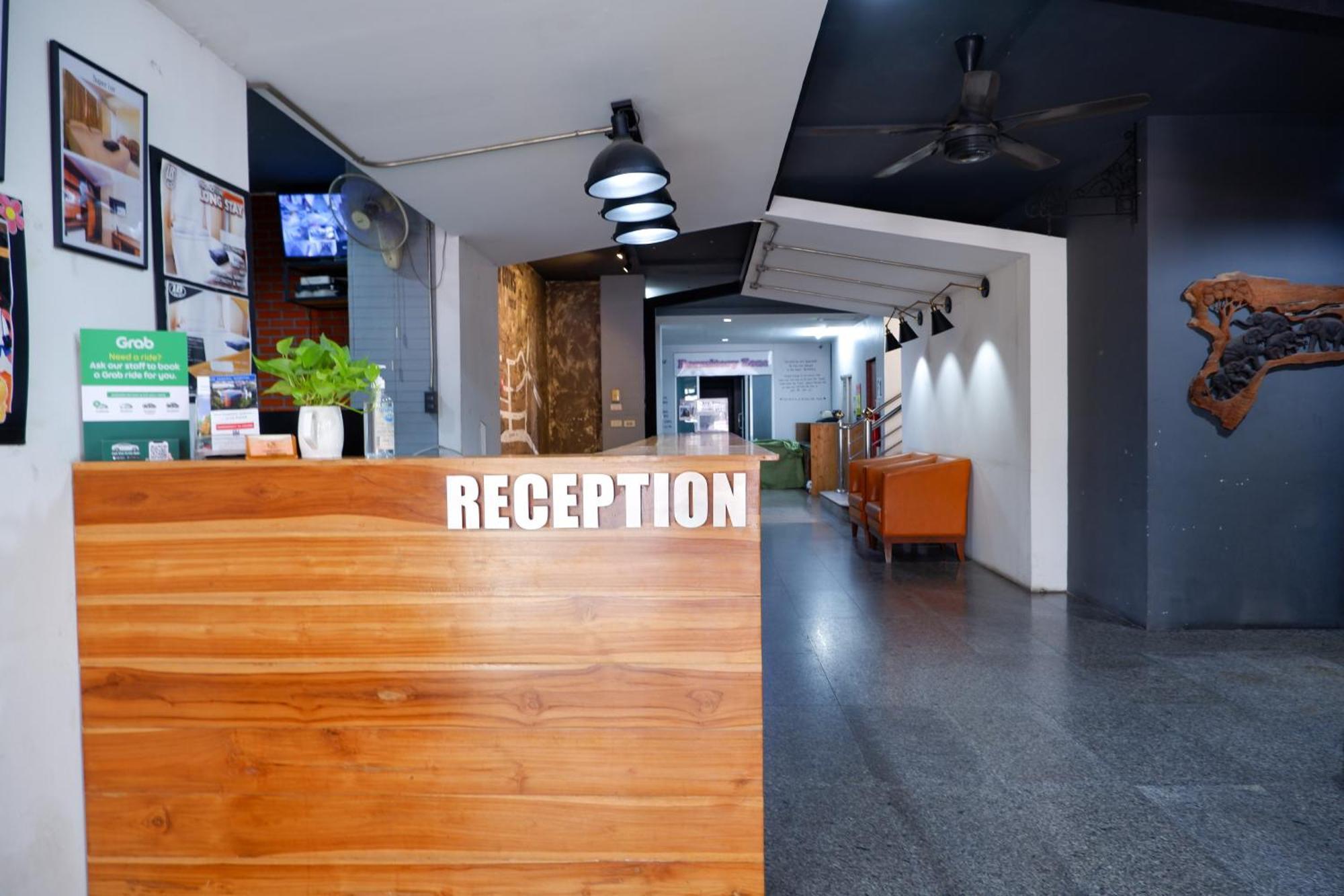 18 Coins Budget Hotel Pattaya Esterno foto