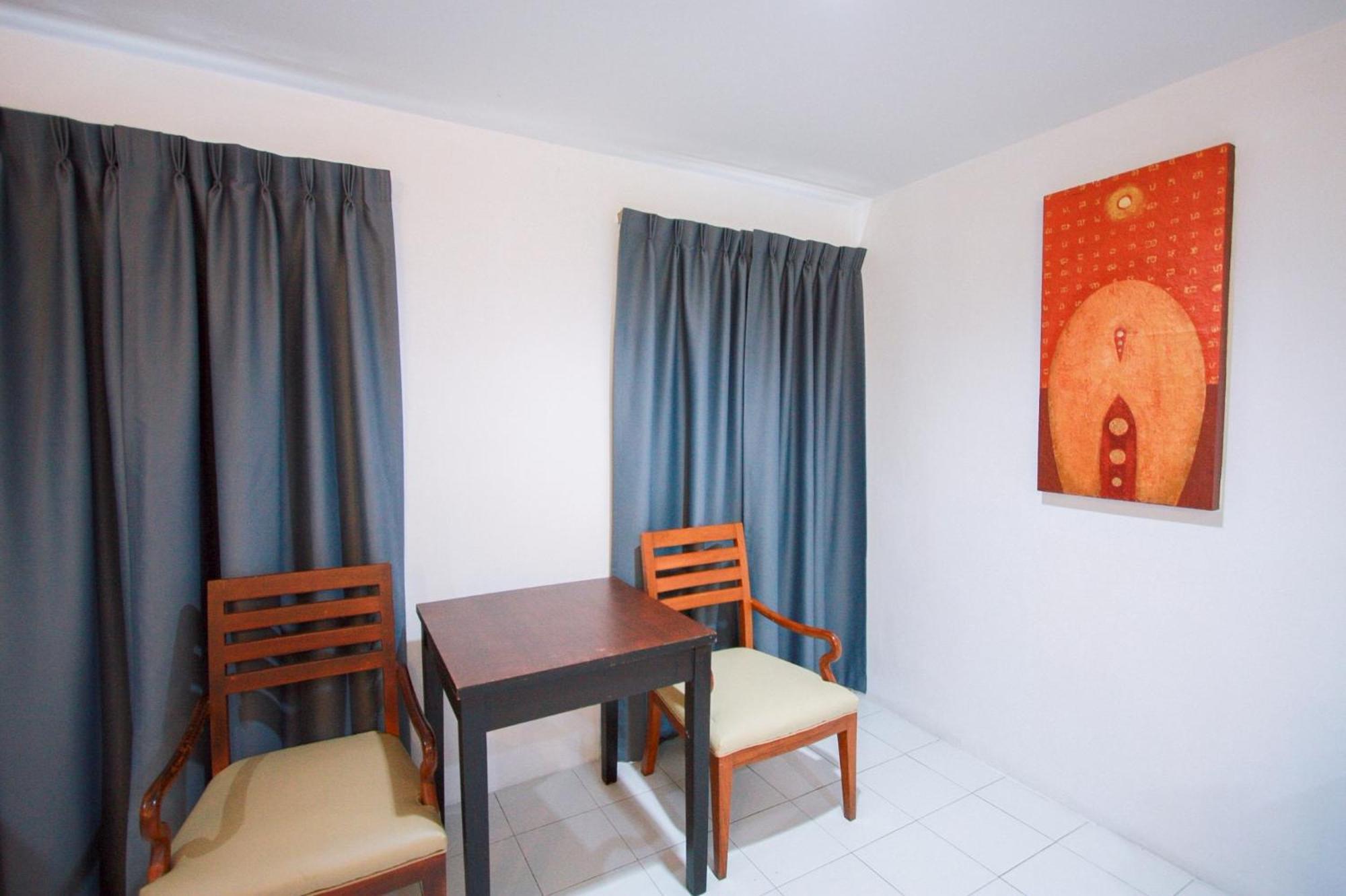 18 Coins Budget Hotel Pattaya Camera foto
