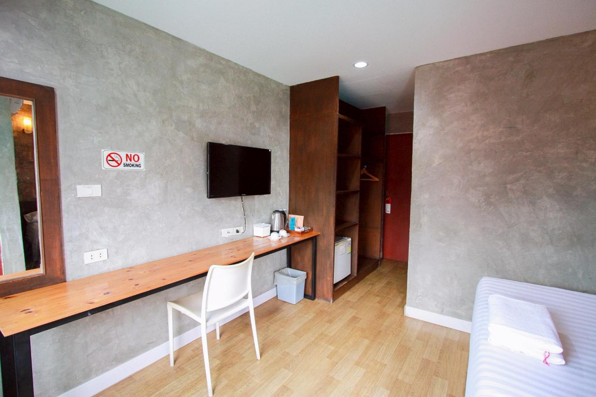18 Coins Budget Hotel Pattaya Camera foto